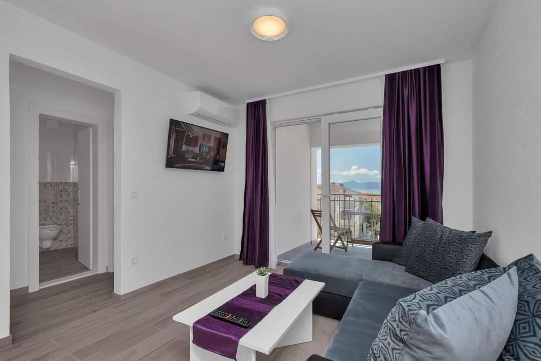 Apartmani Daniela Podgora Exterior foto
