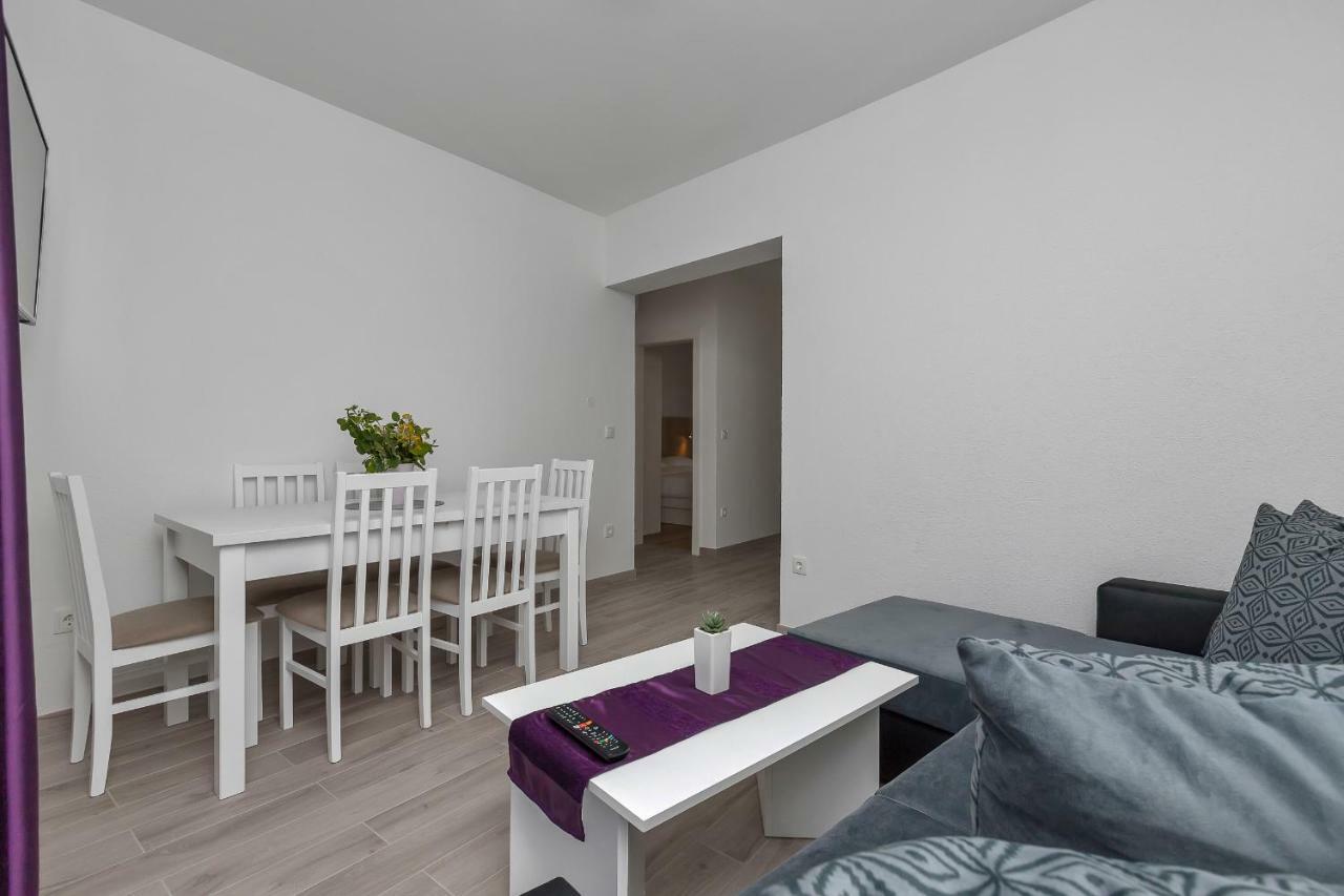 Apartmani Daniela Podgora Exterior foto